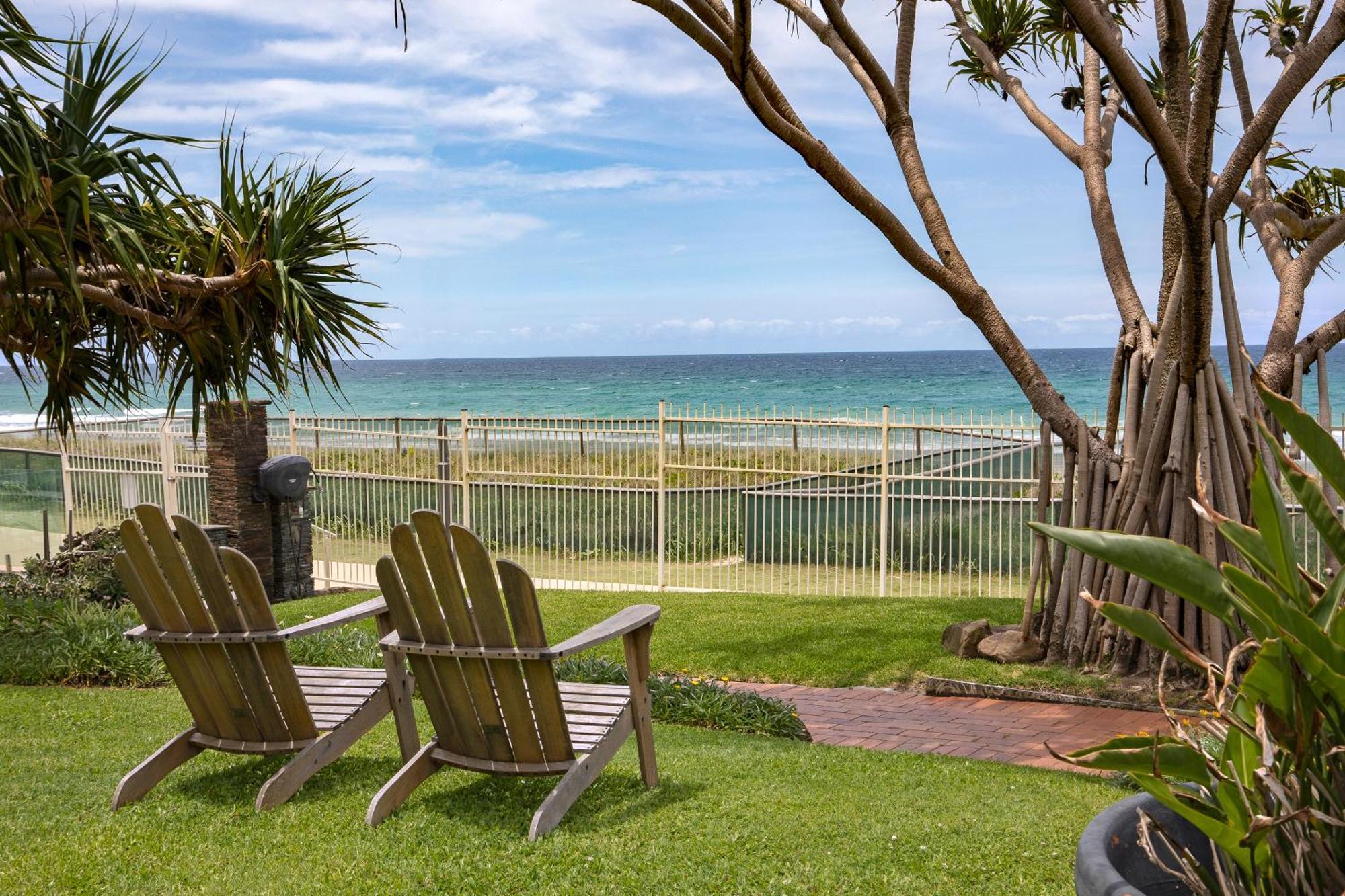 Viscount On The Beach Gold Coast Exterior foto